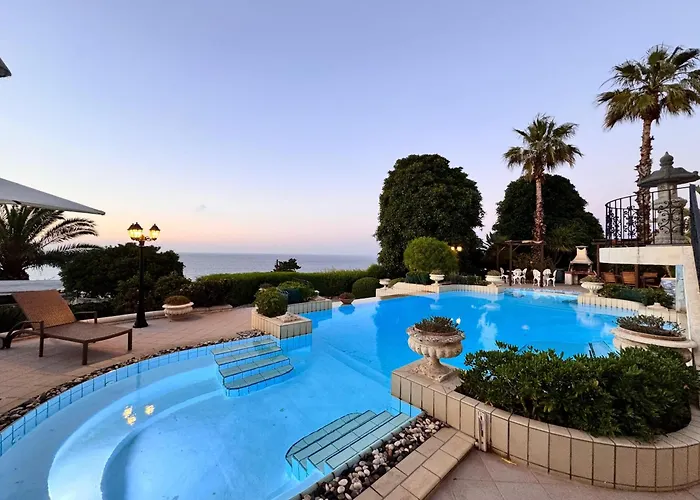 Madliena Hills Mansion 빌라 Is-Swieqi