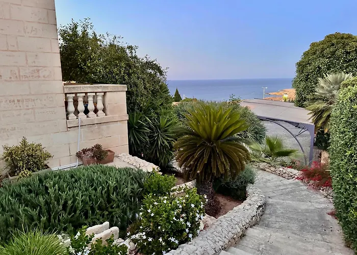 Madliena Hills Mansion 빌라