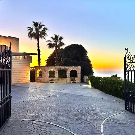 Villa Madliena Hills Mansion